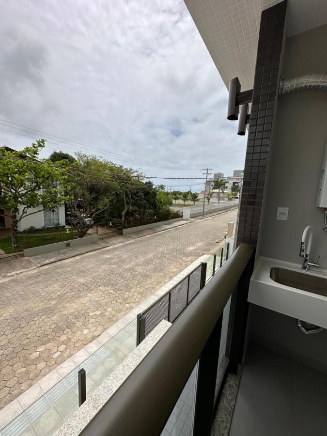 Conchas Das Caravelas Governador Celso Ramos Esterno foto